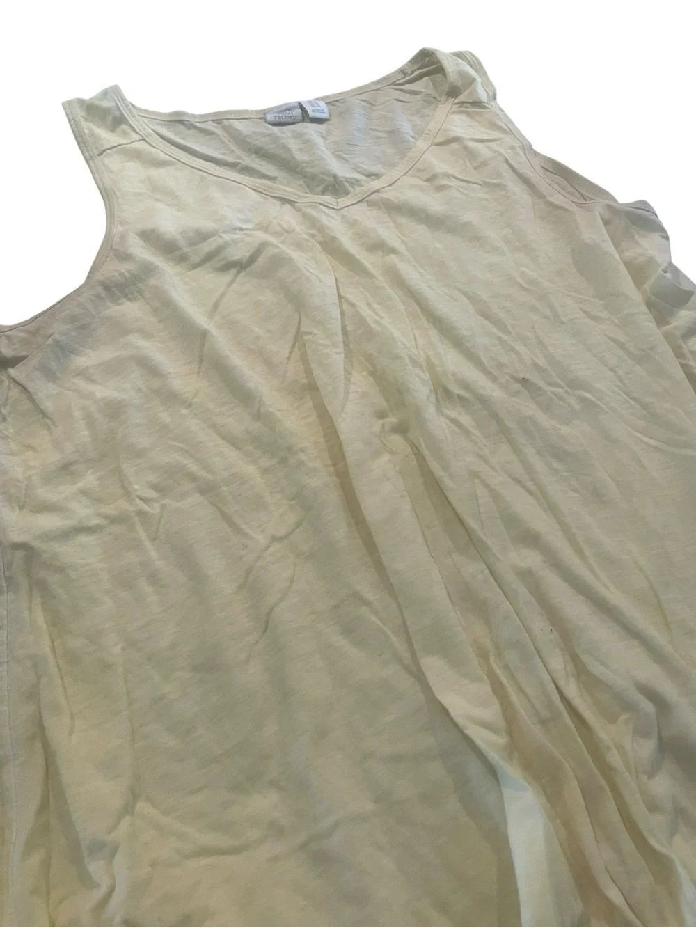 St. Trozes size 1X Light yellow V-Neck Sleeveless Tank Top